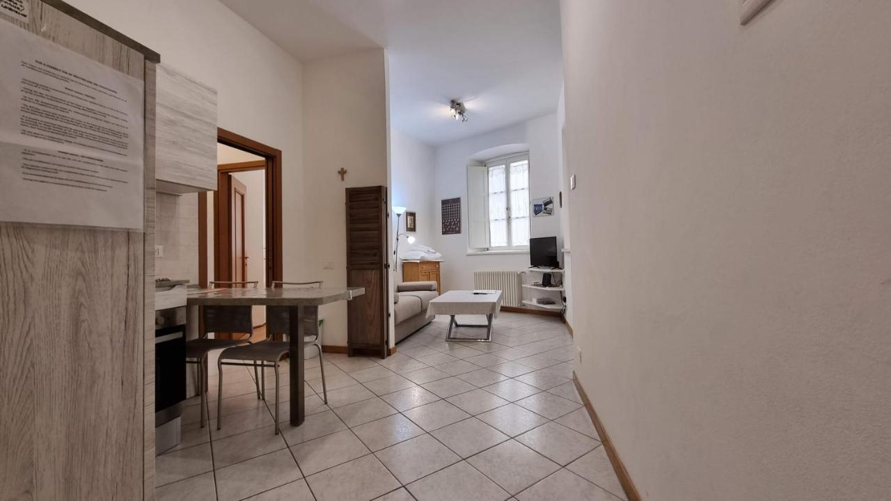Al Trionfo 3 Apartment Trieste Bagian luar foto
