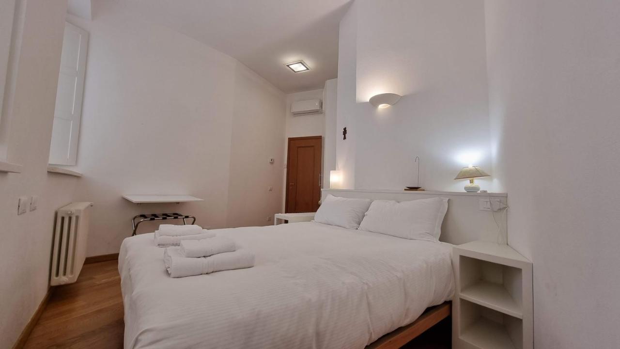 Al Trionfo 3 Apartment Trieste Bagian luar foto
